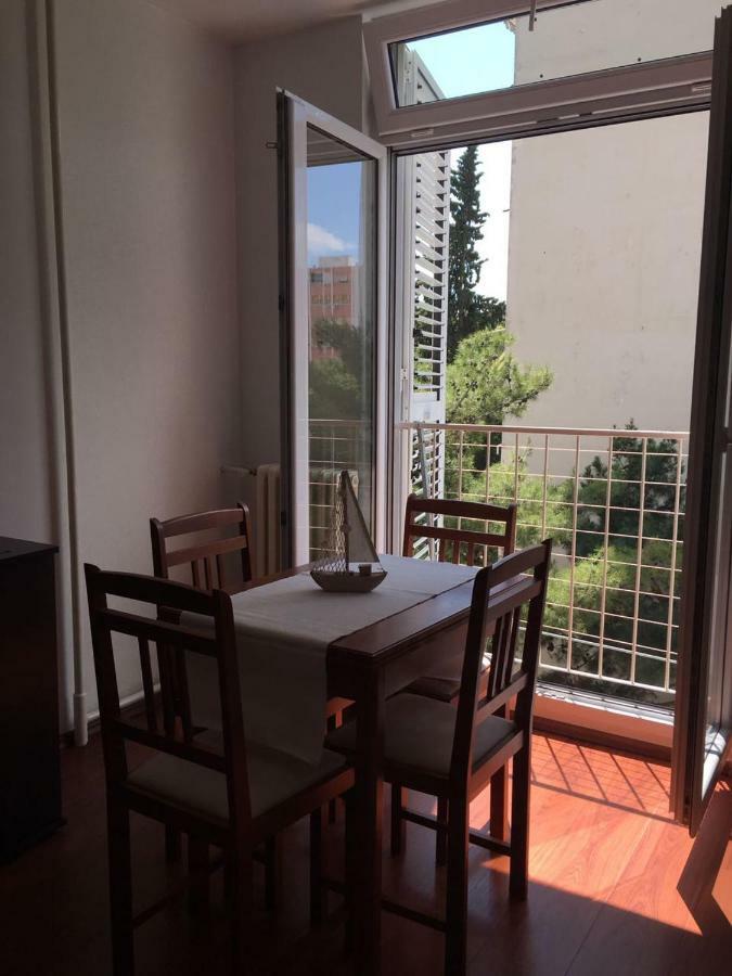 Mellitus Studio Apartment Сплит Экстерьер фото
